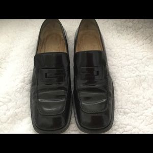 GUCCI LOAFERS